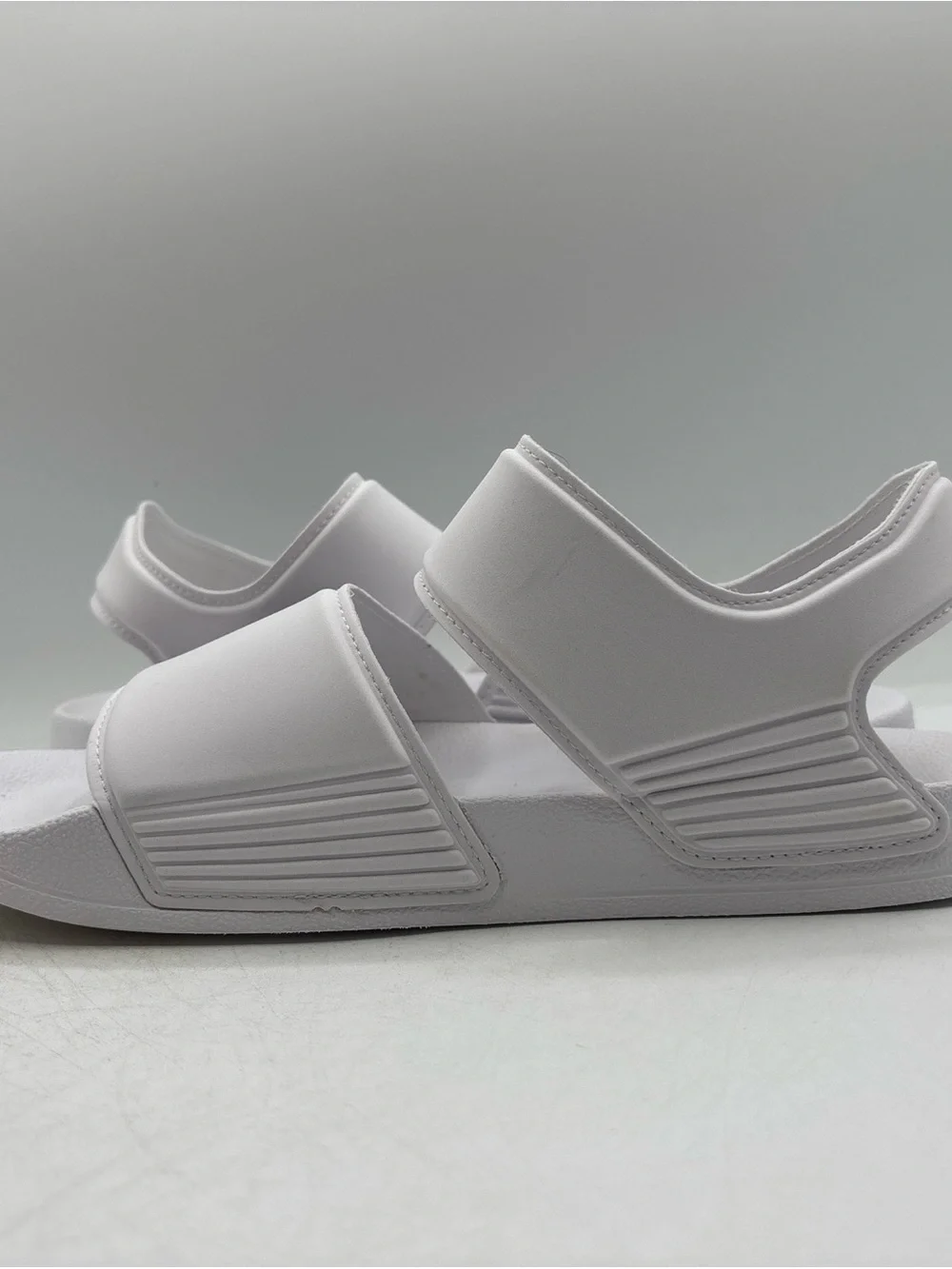 adidas Adilette Sandal K GW0342 Size 6 White Black Adjustable Strap Sport Sandal